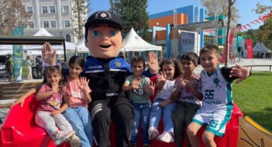 TÜBİTAK 4007 Şenliklerinde 2 Bin 600 Kişiye Güvenlik Bilgilendirmesi Yapıldı