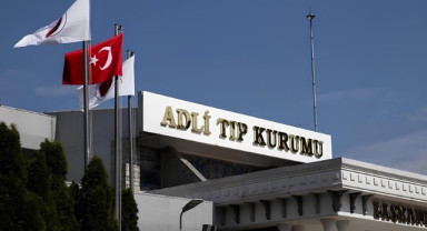 Adli Tıp, Fatih’te Ölen Ailenin Oteldeki Böcek İlacından Zehirlendiğini Açıkladı