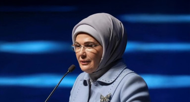 Emine Erdoğan’dan 24 Kasım Öğretmenler Günü Mesajı