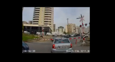 Samsun'da Tren Yolunda Kural Tanımaz Sürüşe Anında Ceza