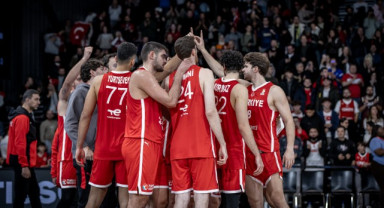 12 Dev Adam, Dünya Kupası Elemeleri’nde İsviçre’yi 85-60 Yendi