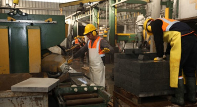 Başkan Doğan Üretim Tesislerini İnceledi: “Kendi Kendine Yeten Belediyecilik”