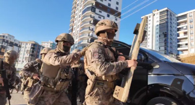 İstanbul ve Ankara Merkezli DEAŞ Operasyonlarında 127 Şüpheli Gözaltına Alındı