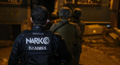 İstanbul ve İzmir'de Yaklaşık 7 Milyon Uyuşturucu Hap Ele Geçirildi