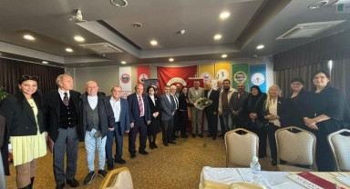 İzmir Konfederasyonu’ndan Dayanışma ve Demokrasi Vurgusu