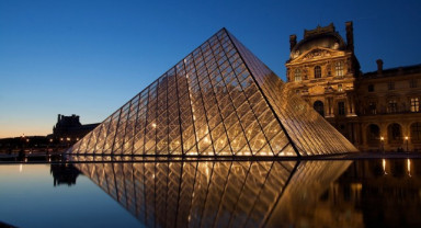 Louvre Müzesi Kapanma Tehlikesiyle Karşı Karşıya