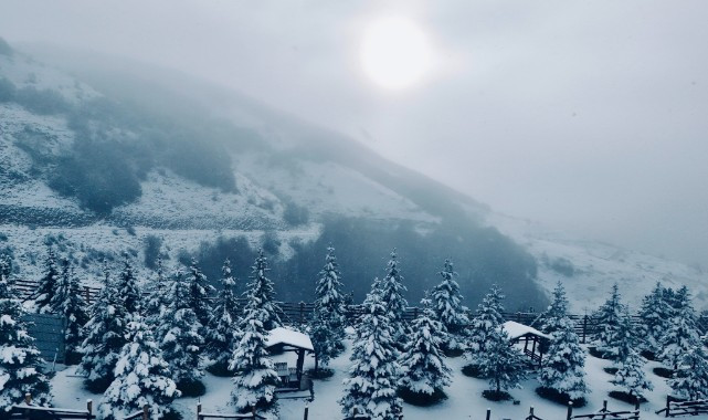 Samsun’da Kış Kendini Gösterdi: Akdağ’dan Muhteşem Manzaralar