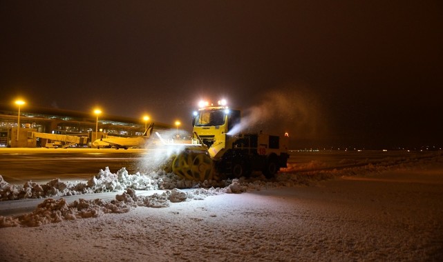 Ulaştırma ve Altyapı Bakanlığından Sürücülere Yoğun Kar Uyarısı
