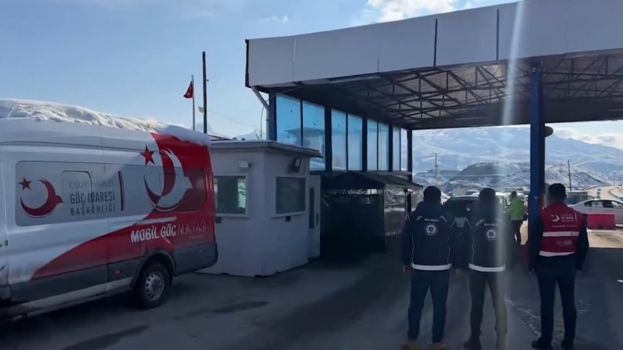 81 İlde Eş Zamanlı Denetimlerde 478 Düzensiz Göçmen Yakalandı