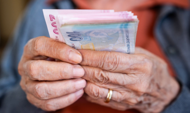Emekli Sandığı Zam Farkları Bugün Hesaplara Yatırılıyor