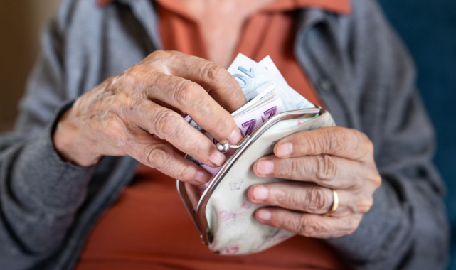 En Düşük Emekli Aylığını Artıran Düzenleme Yürürlüğe Girdi