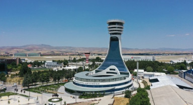 Esenboğa Havalimanı’na Yeni Pist ve Modern Kule: Kapasite 30 Milyona Çıkıyor