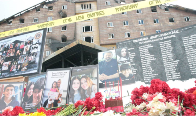 Kartalkaya’daki Grand Kartal Otel Yangınında Hayatını Kaybedenler Anıldı