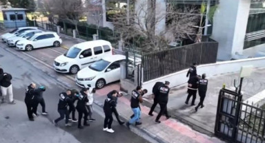 Mersin'de Lavaş Piyasasını Ele Geçirmek İsteyen Barış Turgut Çetesi Çökertildi