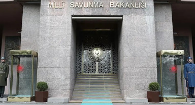 MSB: Nusaybin’de Bayrağa Yönelik Saldırının Failleri Tespit Edildi