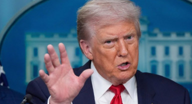 Trump’tan İran ile Ticaret Yapan Ülkelere Yüzde 25 Gümrük Vergisi Kararı