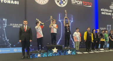 Antalya’da Satranç Zaferi: Samsunlu Mustafa Demirkan Türkiye 1.’si