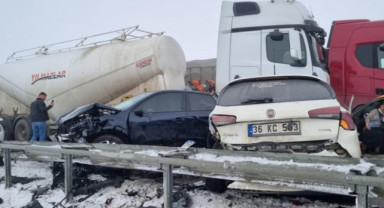 Erzurum’da Sabah Saatlerinde Zincirleme Trafik Kazası Meydana Geldi