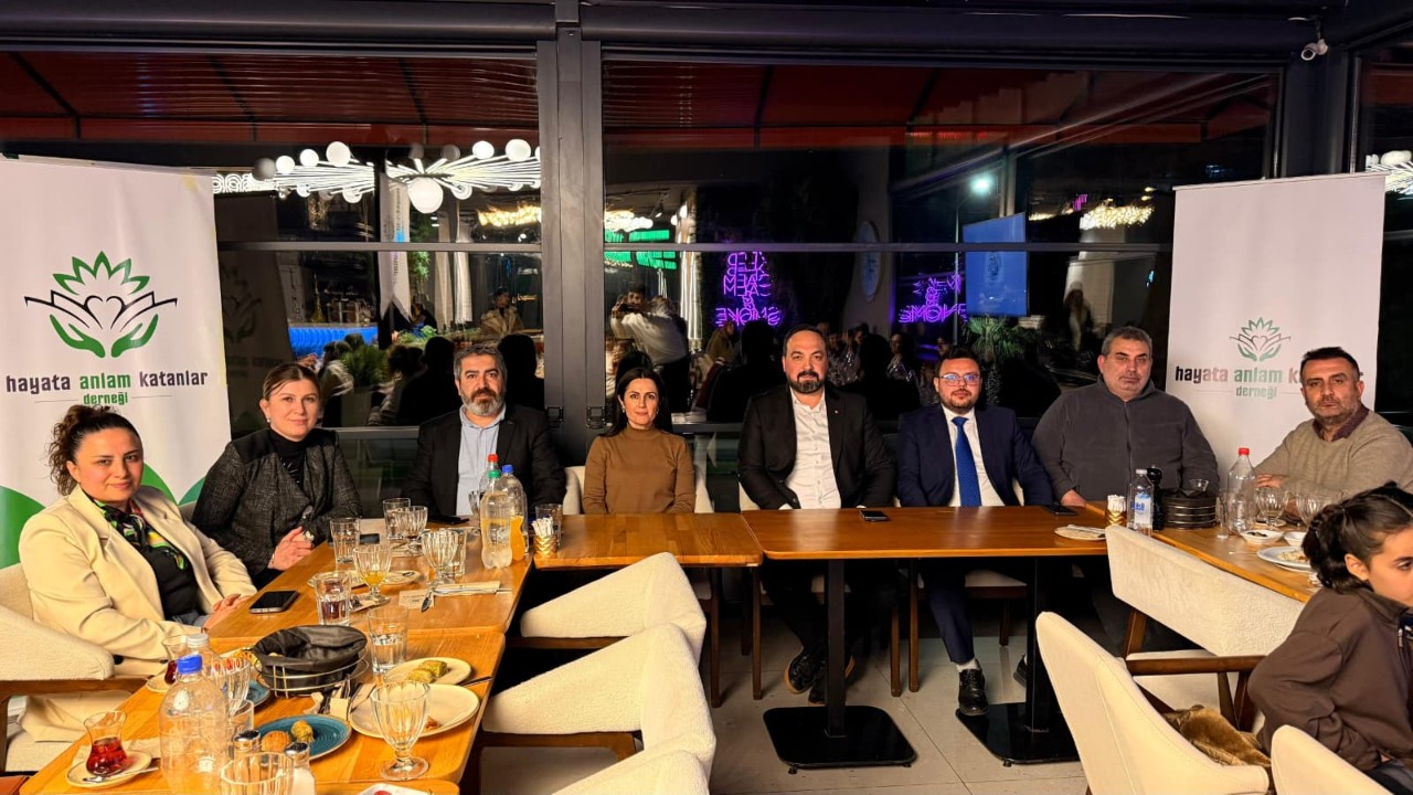 Hayata Anlam Katanlar Derneği’nden Sevgi Evlerindeki Çocuklara Ramazan İftarı