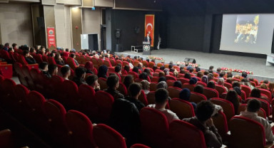 İLKEM Öğrencilerine YKS Öncesi Paragraf Semineri