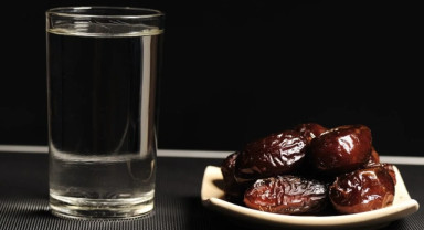 On Bir Ayın Sultanı Başlıyor: İlk Günün Sahur ve İftar Saatleri Belli Oldu