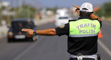 Trafik Cezalarında Yeni Dönem: Yüksek Para Cezaları ve Ehliyet İptalleri Yasalaştı