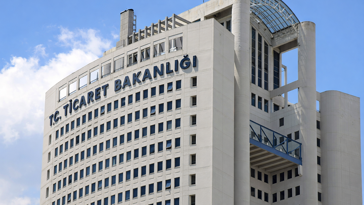 Yasa Dışı Bahis Reklamlarına Erişim Engeli, Riskli Bıçak Satışlarına 7,6 Milyon Lira Ceza