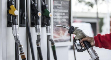 Akaryakıt Fiyatlarında Geçici Eşel Mobil Uygulaması Başladı