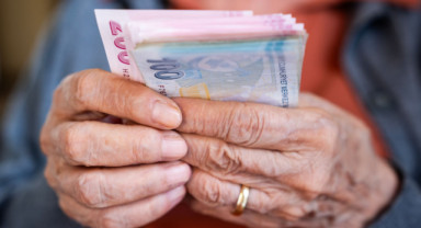 Emeklilerin Bayram İkramiyesi Ödemeleri Başladı