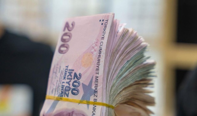 Mart Ayı Yaşlı ve Engelli Aylıkları Hesaplara Yatırılmaya Başladı