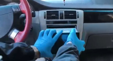 Samsun'da Teybin Arkasına Gizlenen Uyuşturucu Ele Geçirildi