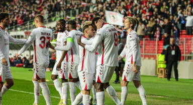Samsunspor Evinde Rayo Vallecano’ya 3-1 Mağlup Oldu