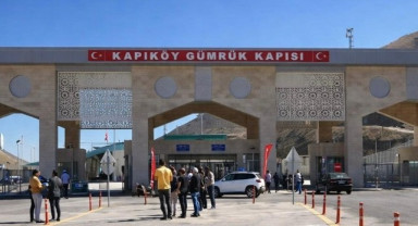 Türkiye-İran Sınırındaki Gümrük Kapılarında Günübirlik Geçişlere Geçici Düzenleme