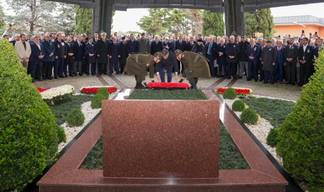 8. Cumhurbaşkanı Turgut Özal, Vefatının 33. Yılında Anıt Mezarında Anıldı