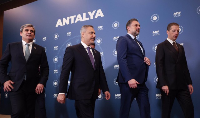 Bakan Fidan, Lavrov ile Antalya Diplomasi Forumu Kapsamında Görüştü
