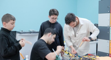 Bilim Samsun’dan Ulusal ve Uluslararası Yarışmalara Güçlü Katılım