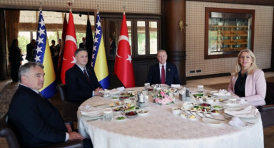 Cumhurbaşkanı Erdoğan, Bosna Hersek Devlet Başkanlığı Konseyi Üyeleriyle Görüştü