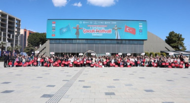 Samsun’da Türk Dünyası Çocuk Festivali Coşkusu: 23 Nisan Renkli Görüntülere Sahne Oldu