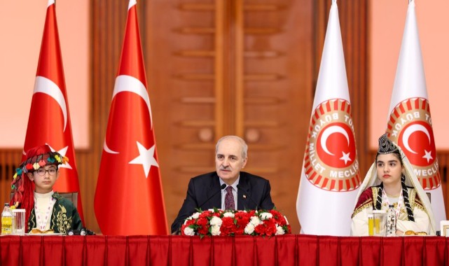 TBMM Başkanı Kurtulmuş, Dünya Çocuklarını Meclis’te Ağırladı