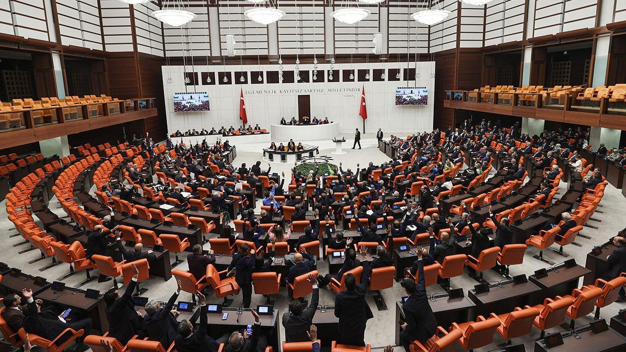 TBMM’de Doğum İzni 24 Haftaya Çıkıyor: Teklif Bu Hafta Yasalaştırılacak