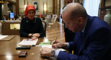 Cumhurbaşkanı Erdoğan’dan Türk Kızılay’a Kurban Bağışı