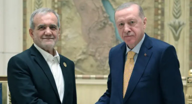 Cumhurbaşkanı Erdoğan, İran Cumhurbaşkanı Pezeşkiyan ile Telefonda Görüştü