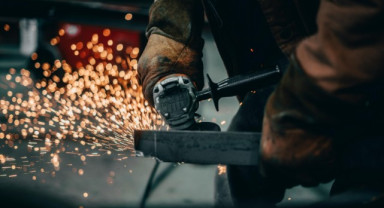 Sanayi Üretim Endeksi Martta Yıllık Yüzde 1,1, Aylık Yüzde 0,8 Geriledi