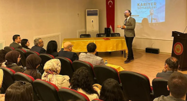 SCÜ’de Gençlerle Buluşan TİMBİR Genel Başkan Yardımcısı Tokuş’tan Dikkat Çeken Açıklamalar