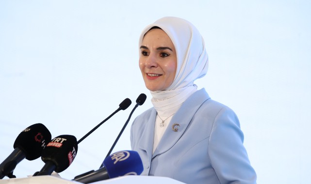 Bakan Göktaş: 11 Bin 22 Çocuk Koruyucu Ailelerin Yanında Güvenle Büyüyor