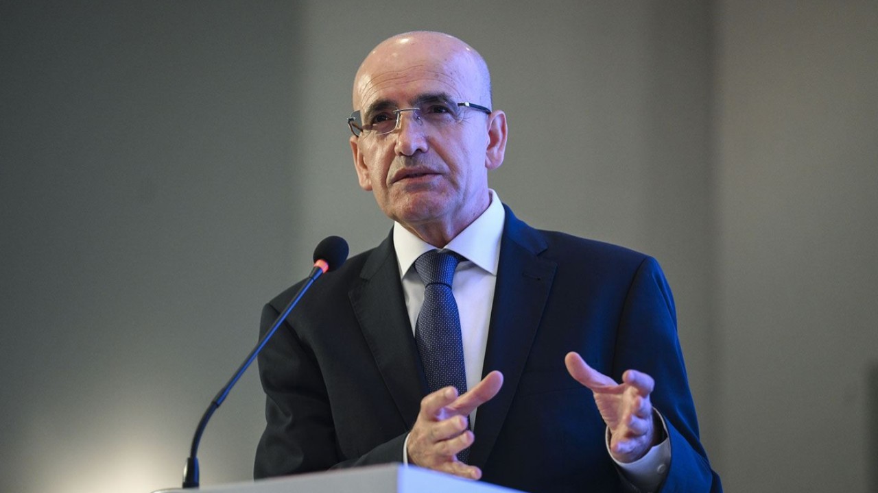 Bakan Şimşek: Dezenflasyon Hedefimiz Doğrultusunda Kararlılıkla Çalışıyoruz