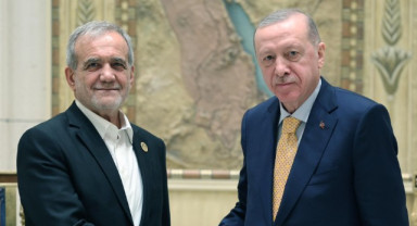 Cumhurbaşkanı Erdoğan, İran Cumhurbaşkanı Pezeşkiyan ile Telefonda Görüştü