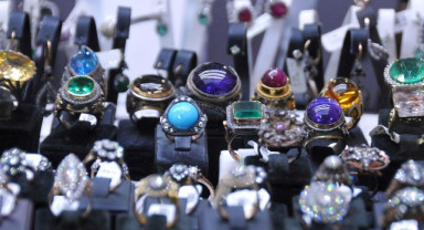 Laboratuvar Üretimi Taşlara Yeni Düzenleme: Kuyumcularda Açık İbare Zorunluluğu
