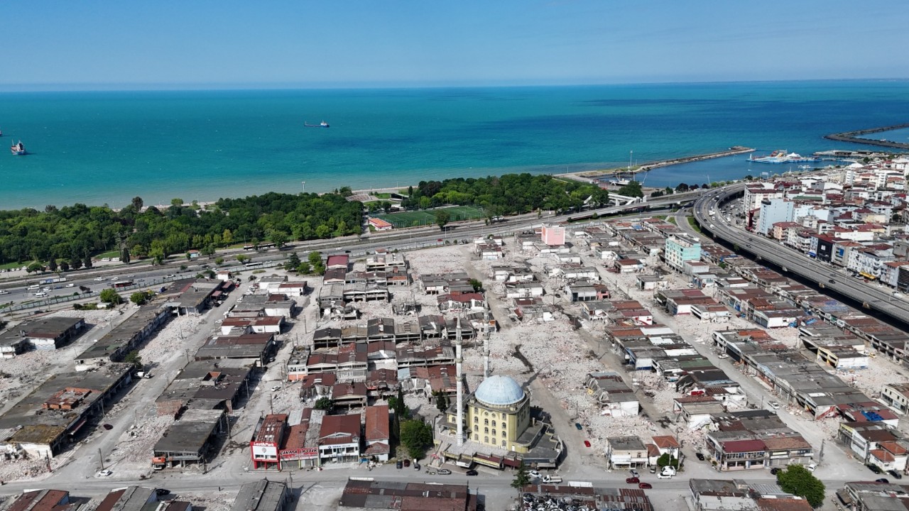 Samsun’da Gülsan Dönüşümü Sürüyor: Yıkımların Yüzde 42’si Tamamlandı