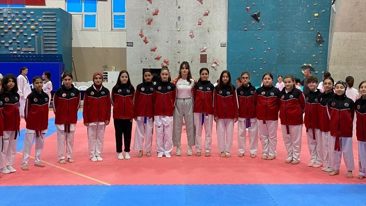 Taekwondo İl Şampiyonası’nda İlkadım Rüzgarı